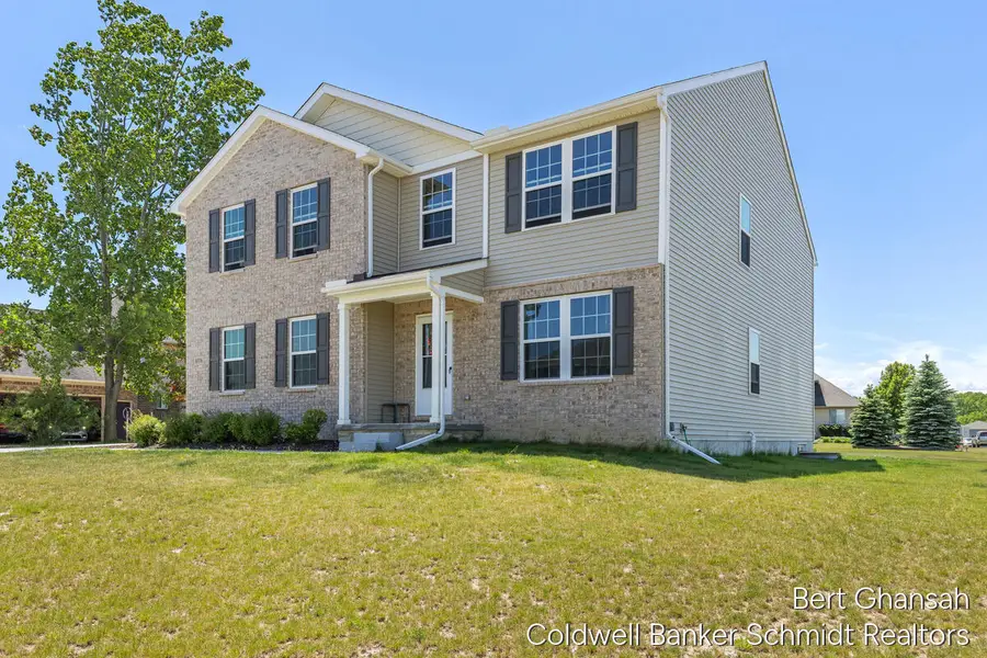 8376 N Oaks Court, Grand Blanc, MI 48439 - #2