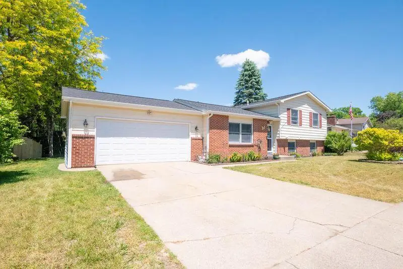 1804 Woodland Drive, Portage, MI 49024 - #3