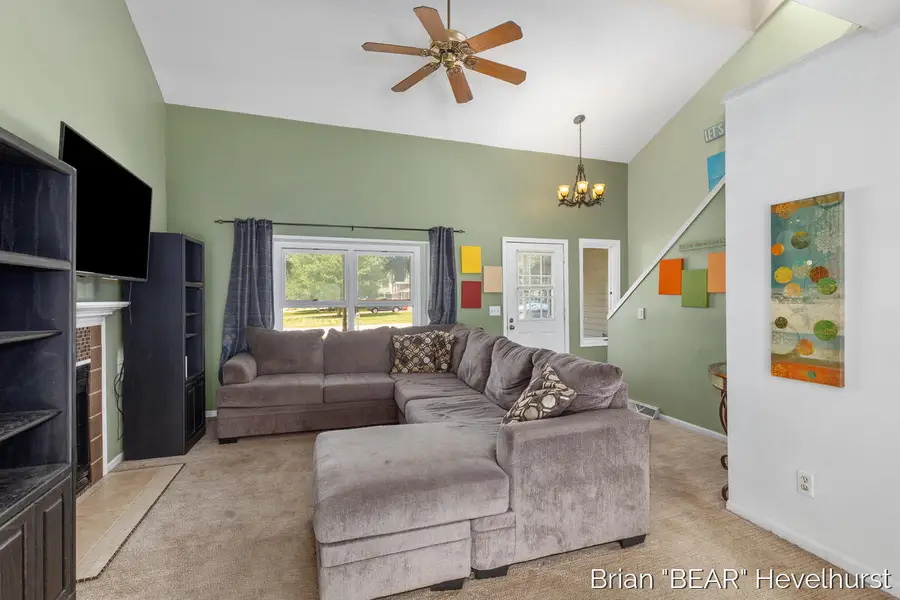 3026 Creek Ridge Drive, Hudsonville, MI 49426 - #3