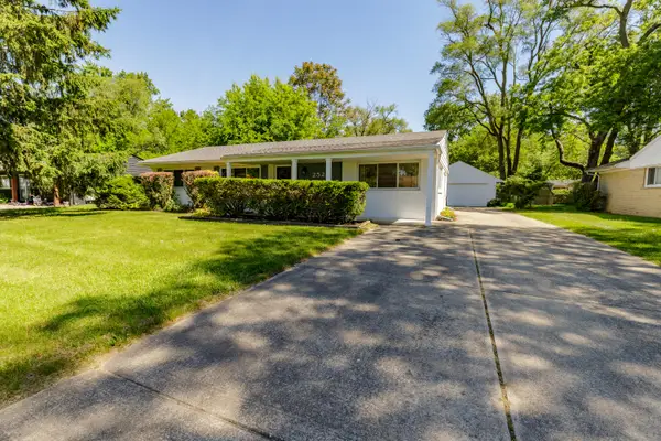 2522 Lafay Drive, West Bloomfield, MI 48324