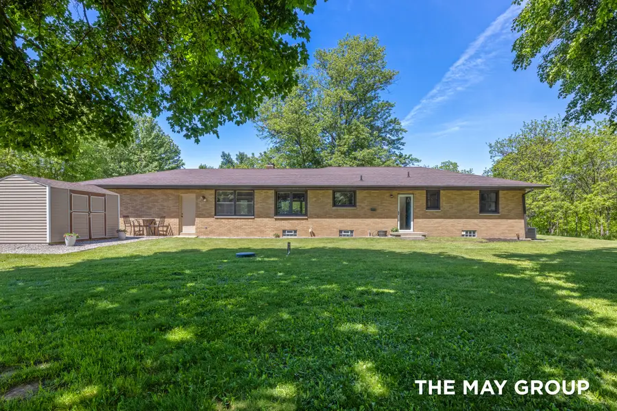 6590 Division Avenue Ne, Comstock Park, MI 49321 - #2