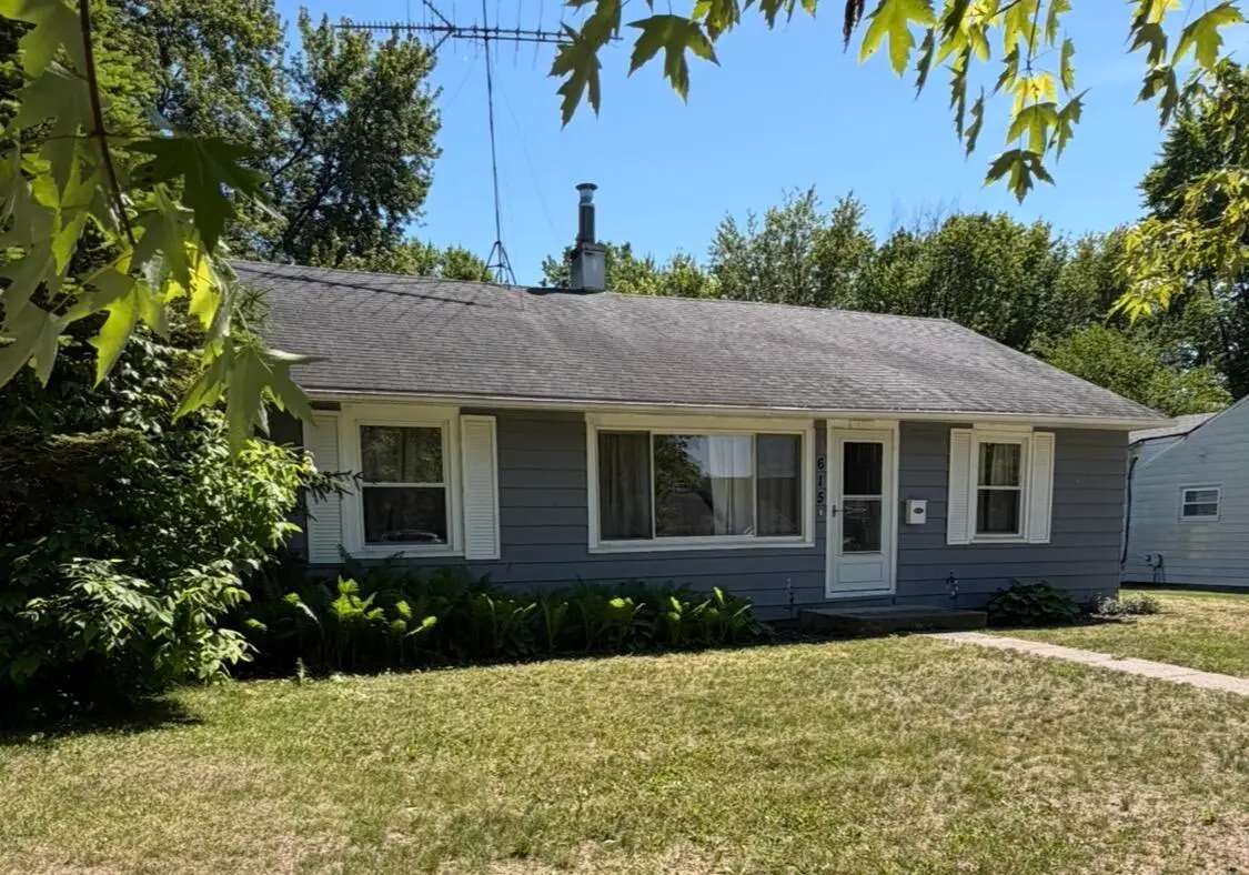 615 Riddle Street, Howell, MI 48843 - #1