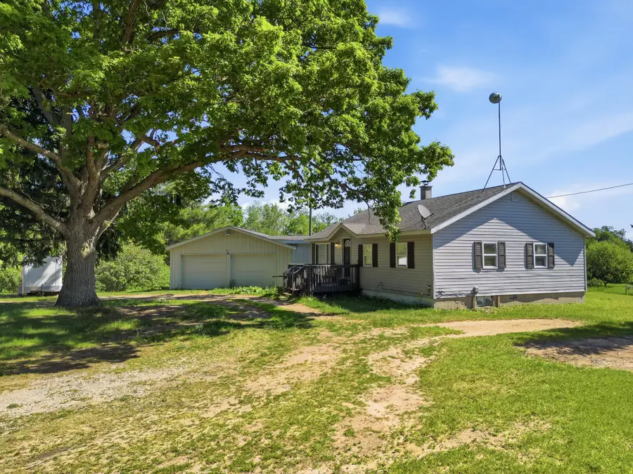 12934 40th Avenue, Remus, MI 49340 - #2