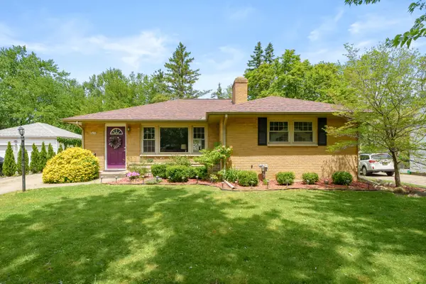 917 Roseland Avenue, Kalamazoo, MI 49001