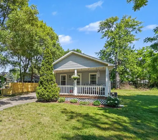 722 S Grant Avenue, Three Rivers, MI 49093