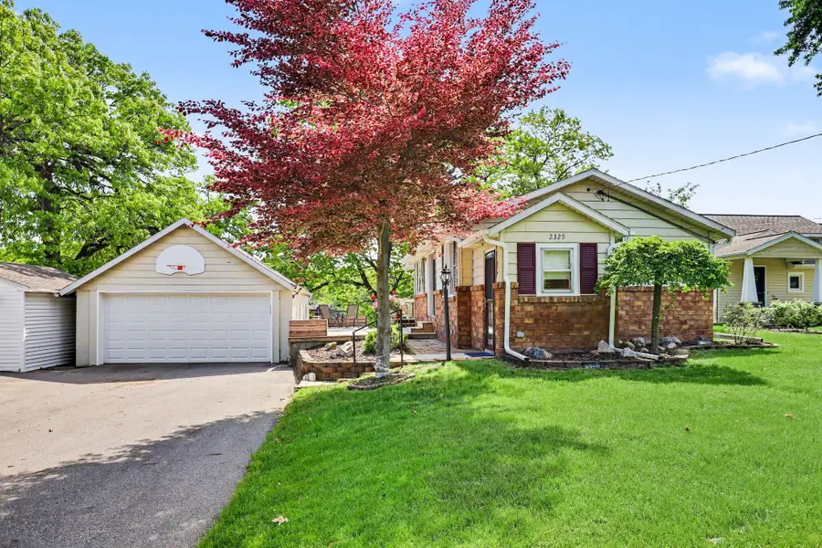 2329 Schimperle Drive Ne, Grand Rapids, MI 49525 - #3