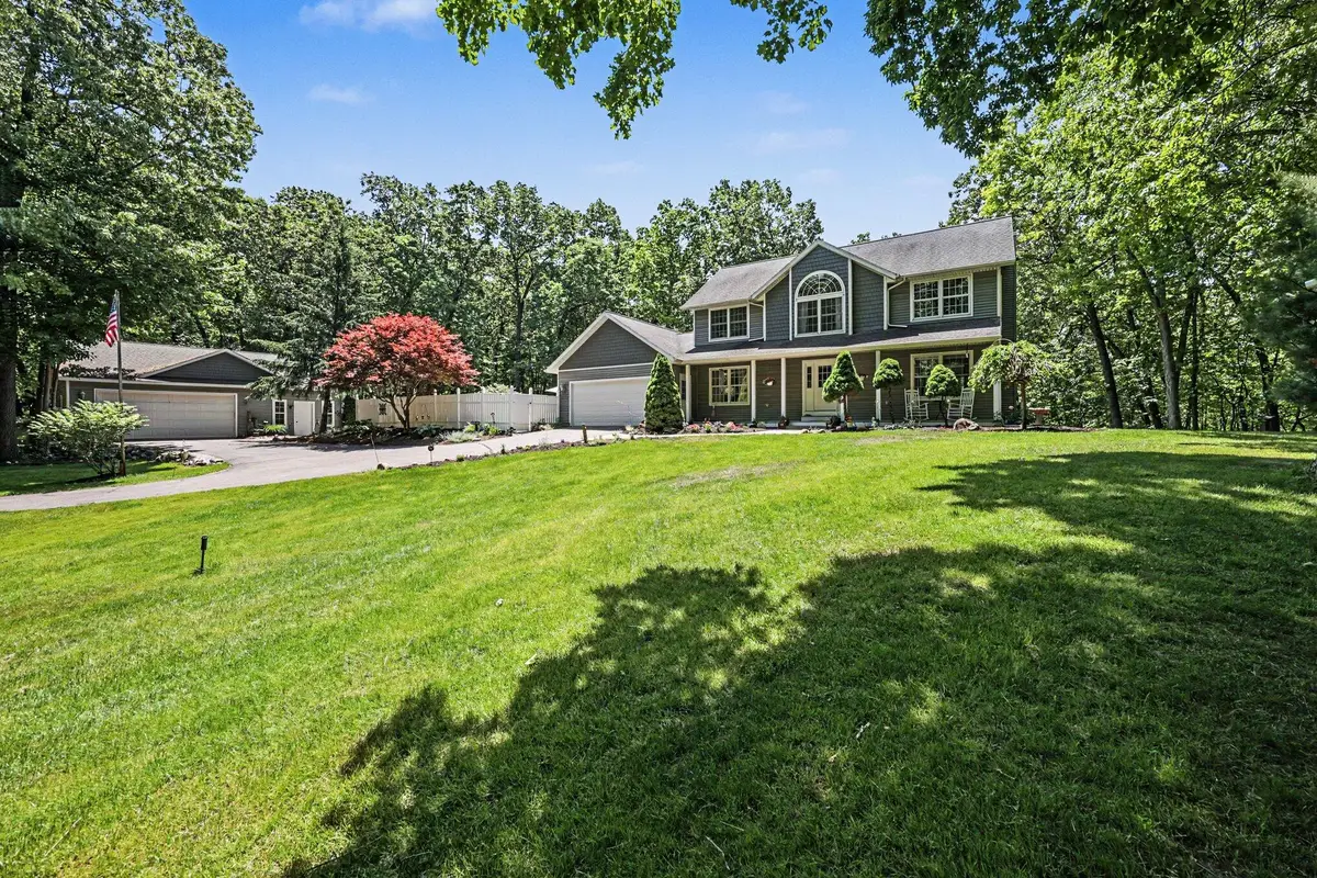 3169 Natures Place Drive Se, Lowell, MI 49331 - #1