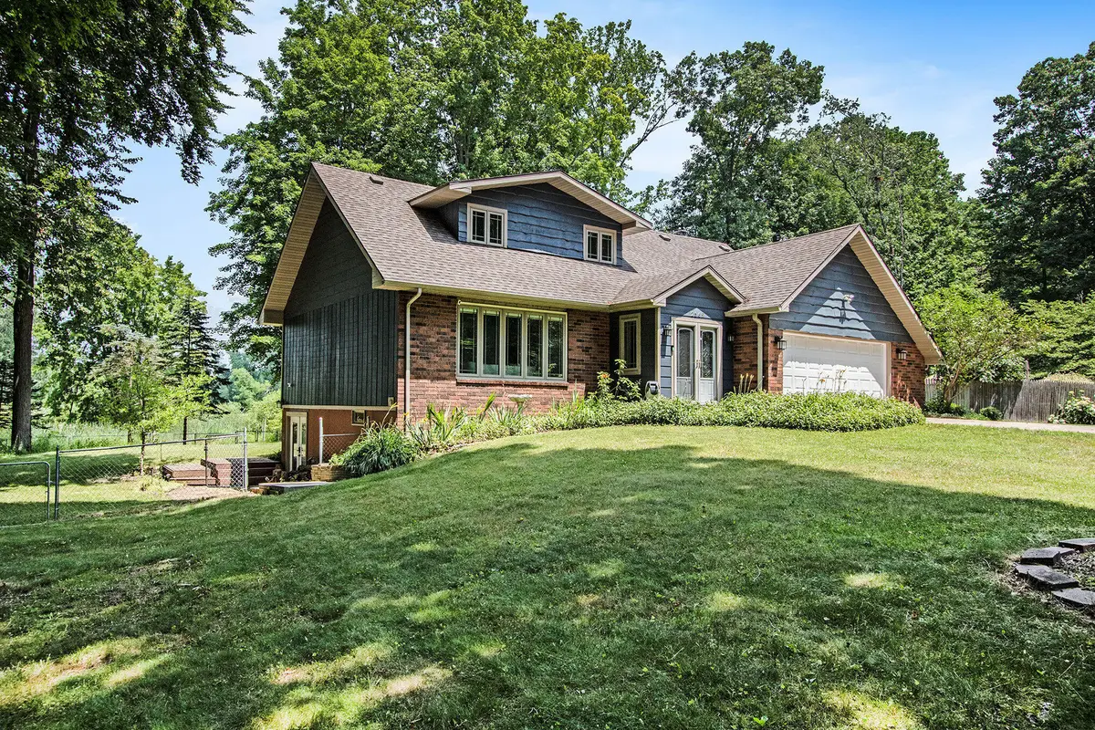 2569 Ridgewood Trail, Berrien Springs, MI 49103 - #1