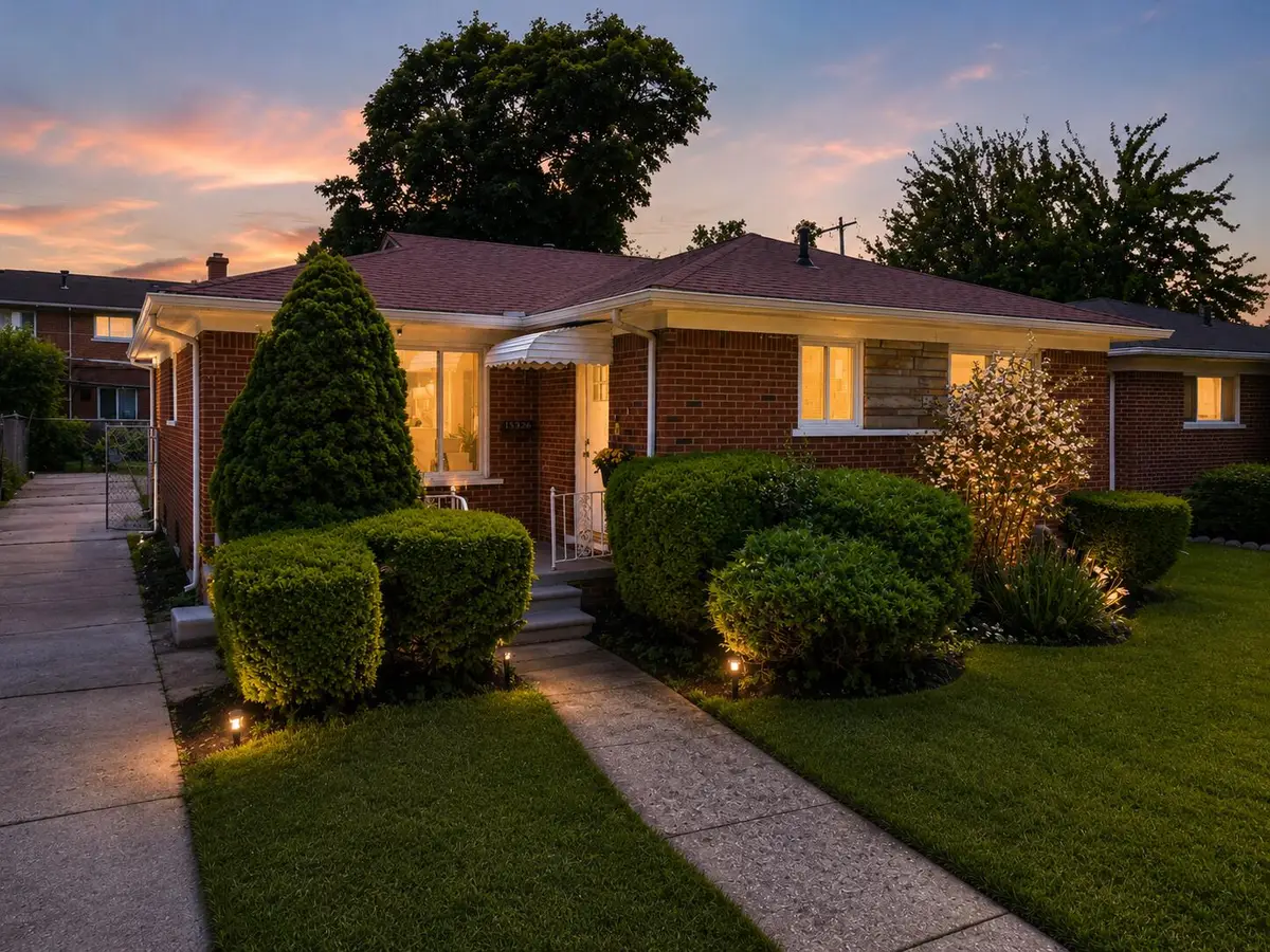 15241 Pearson Street, Oak Park, MI 48237 - #1