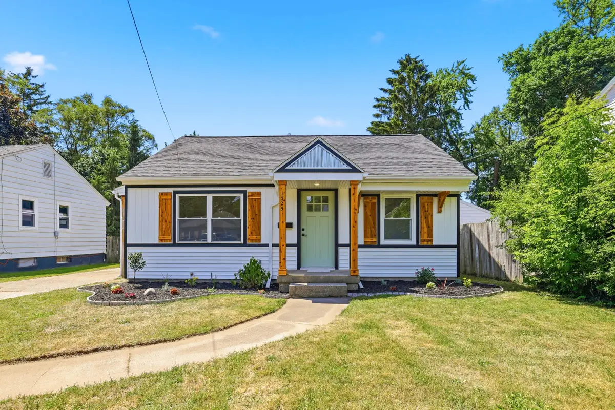1325 Edith Avenue Ne, Grand Rapids, MI 49505 - #1
