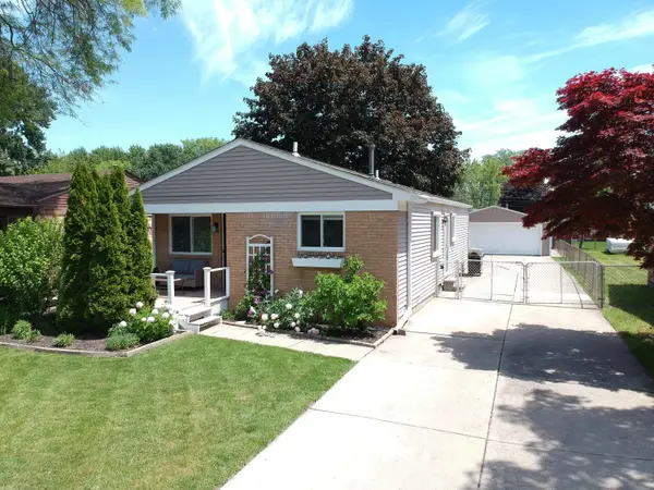 34354 Virgil Street, Harrison Township, MI 48045