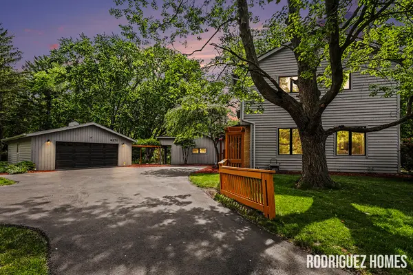 6271 Cascade Road Se, Grand Rapids, MI 49546