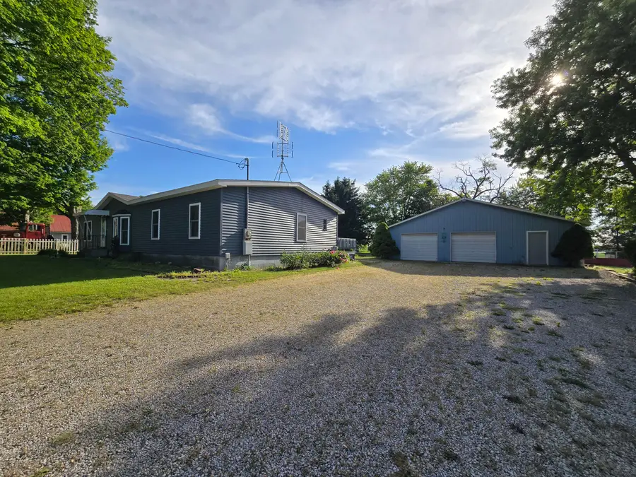 53140 Fulton Road, Leonidas, MI 49066 - #2