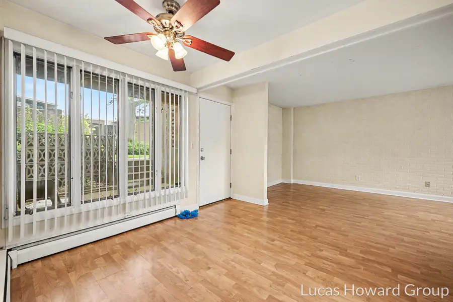 815 S Despelder Street #5, Grand Haven, MI 49417 - #2
