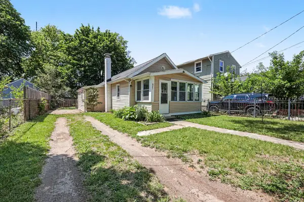 2841 Longstreet Avenue Sw, Wyoming, MI 49509