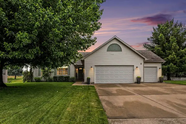 2632 Fairfield Drive, Zeeland, MI 49464