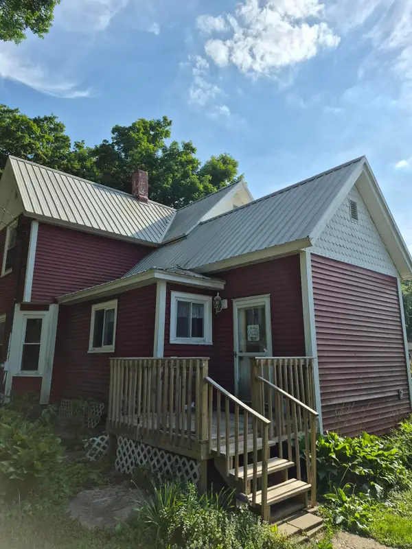 329 Beech Street, Freeport, MI 49325