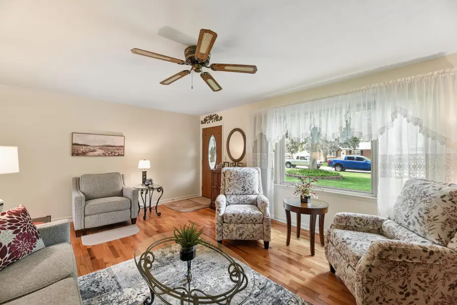 5565 Mohican Drive, Stevensville, MI 49127 - #3