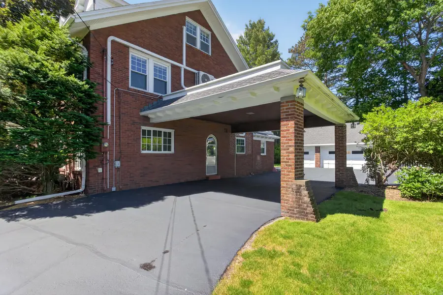 612 S Bowen, Jackson, MI 49203 - #2