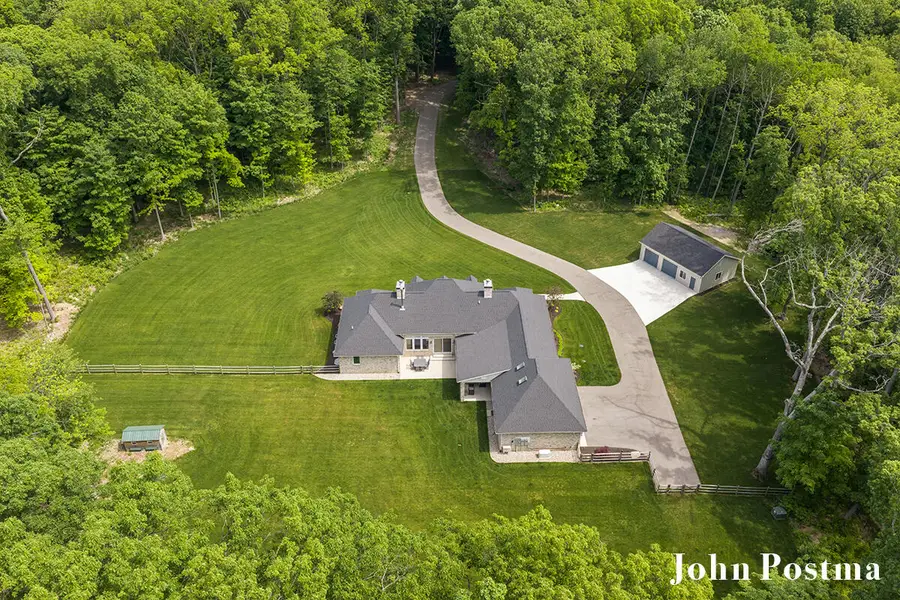 1565 Alden Nash Avenue Ne, Lowell, MI 49331 - #3