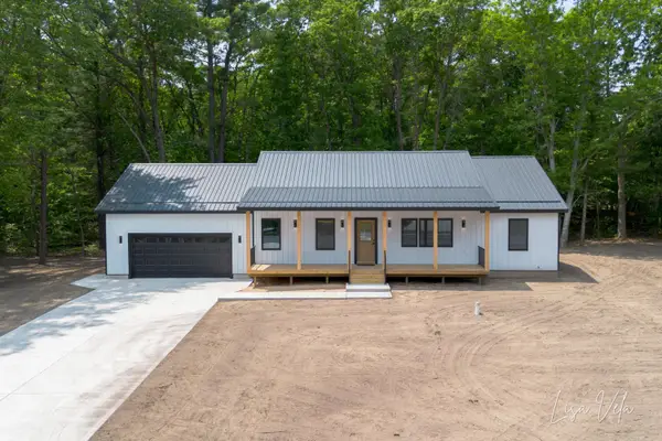 5527 E Samantha Lane, Twin Lake, MI 49457