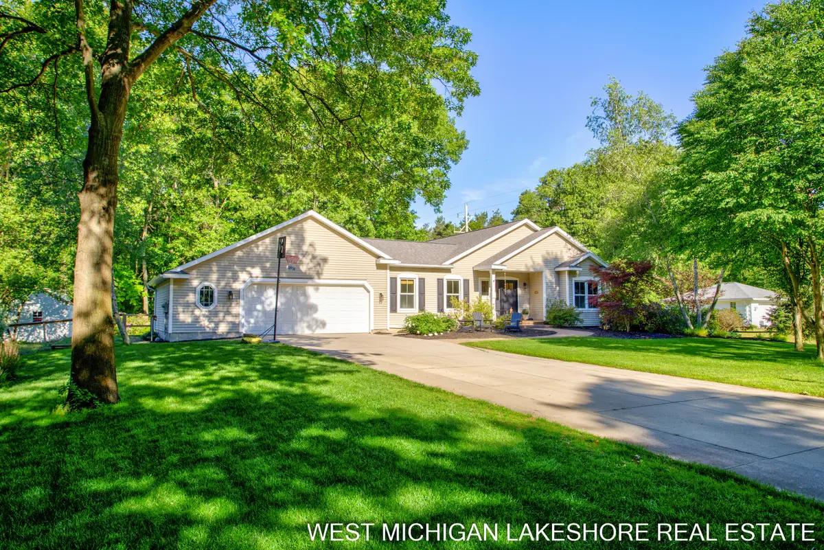 3260 Lorrimar Lane, Saugatuck, MI 49453 - #1