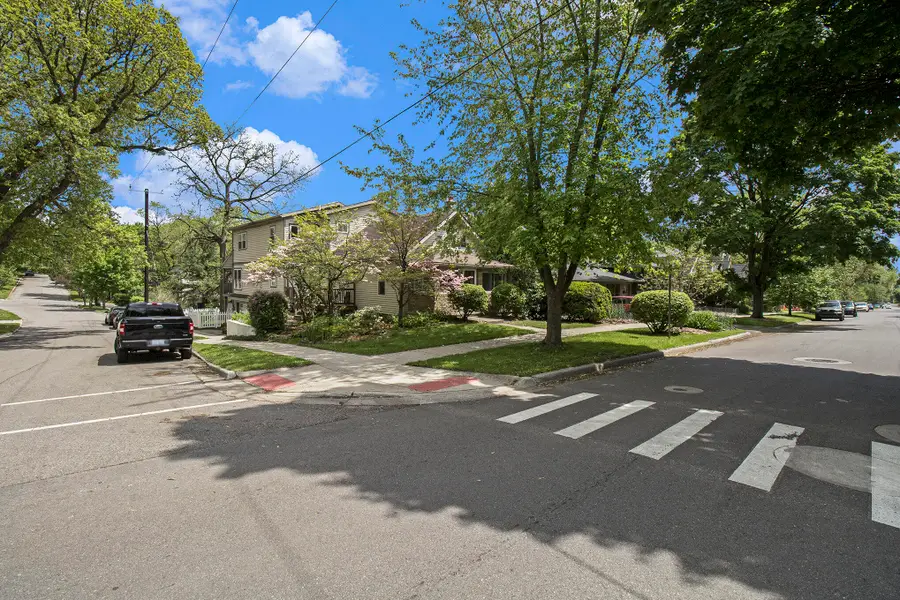 916 Brooks Street, Ann Arbor, MI 48103 - #2