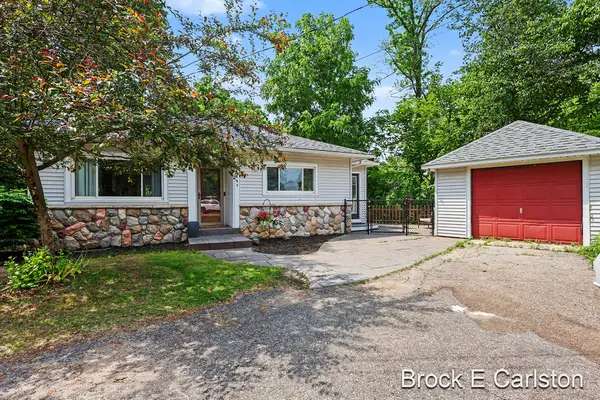 6783 36th Avenue, Hudsonville, MI 49426