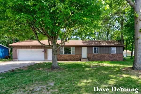 801 N 144th Avenue, Holland, MI 49424