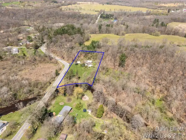 956 Prairie Creek Road, Ionia, MI 48846