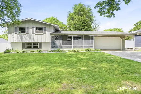 2223 Rosewood Avenue Se, Grand Rapids, MI 49506