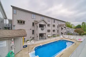 317 5th Avenue #Unit 4, Manistee, MI 49660 - #2