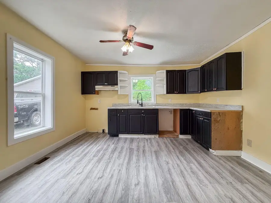 205 Pokagon Street, Dowagiac, MI 49047 - #3