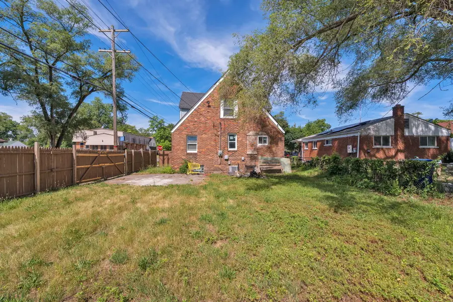 21004 Reimanville Avenue, Ferndale, MI 48220 - #3