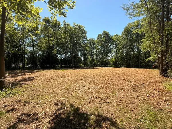 8264 Vreeland Road, Ann Arbor, MI 48105