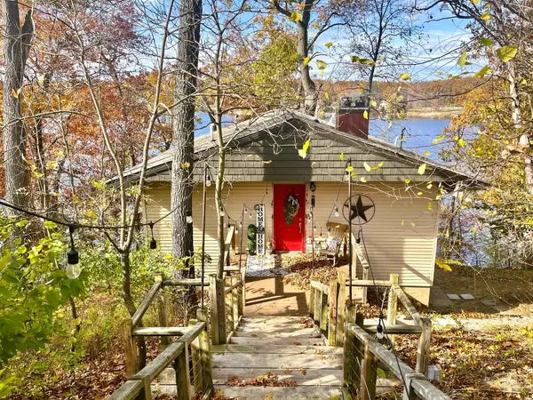 192 Eastshore Drive, Jerome, MI 49249