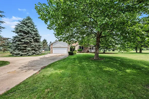 7880 Greenwood Road, Jackson, MI 49201