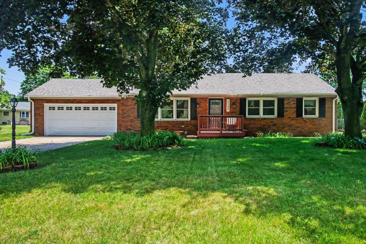 2125 Pawnee Path, Stevensville, MI 49127 - #1