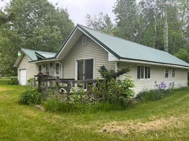 4779 3rd Street, Barryton, MI 49305 - #2