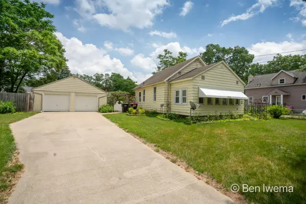 3710 Oriole Avenue Sw, Wyoming, MI 49509