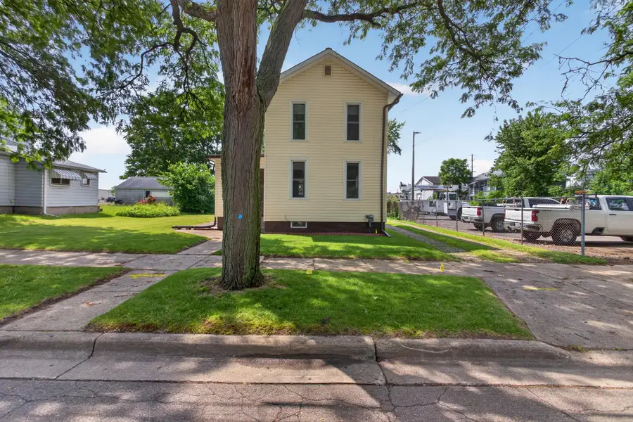 709 Detroit Street, Jackson, MI 49201 - #3