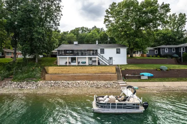 697 Gilead Shores Drive, Bronson, MI 49028