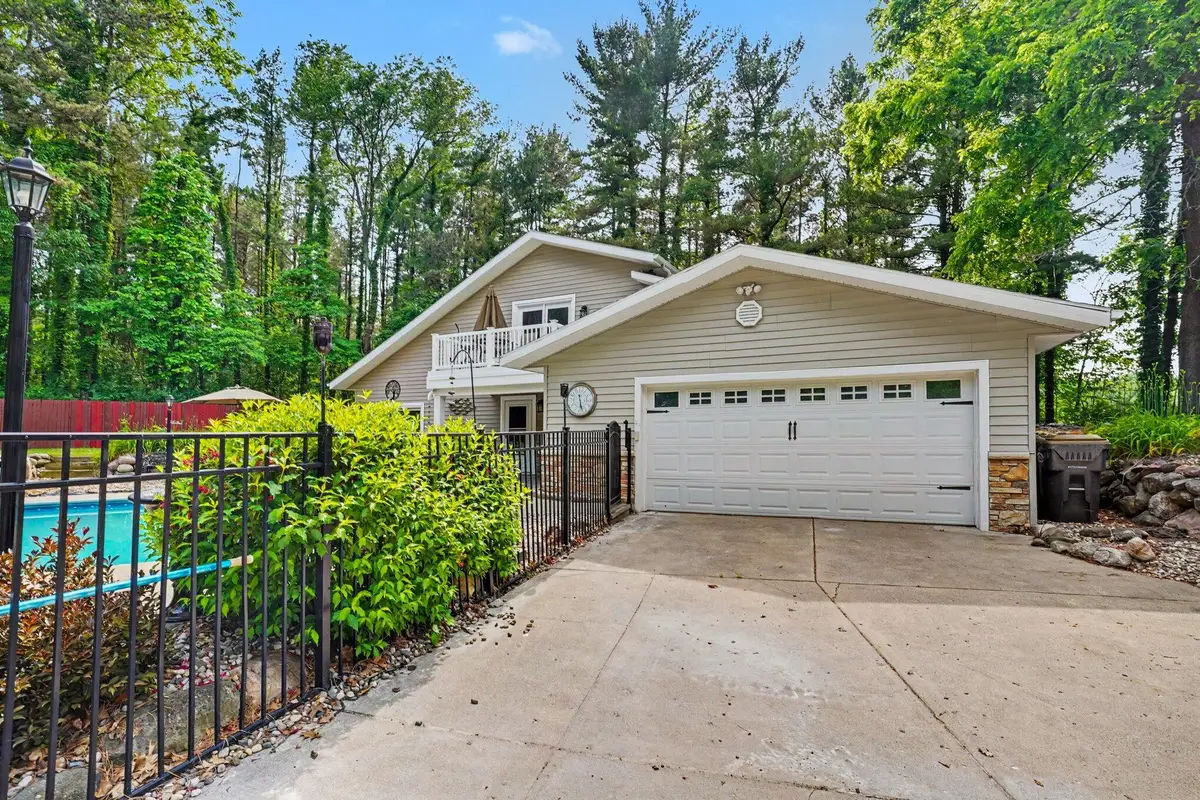 9979 W Main Street, Kalamazoo, MI 49009 - #1