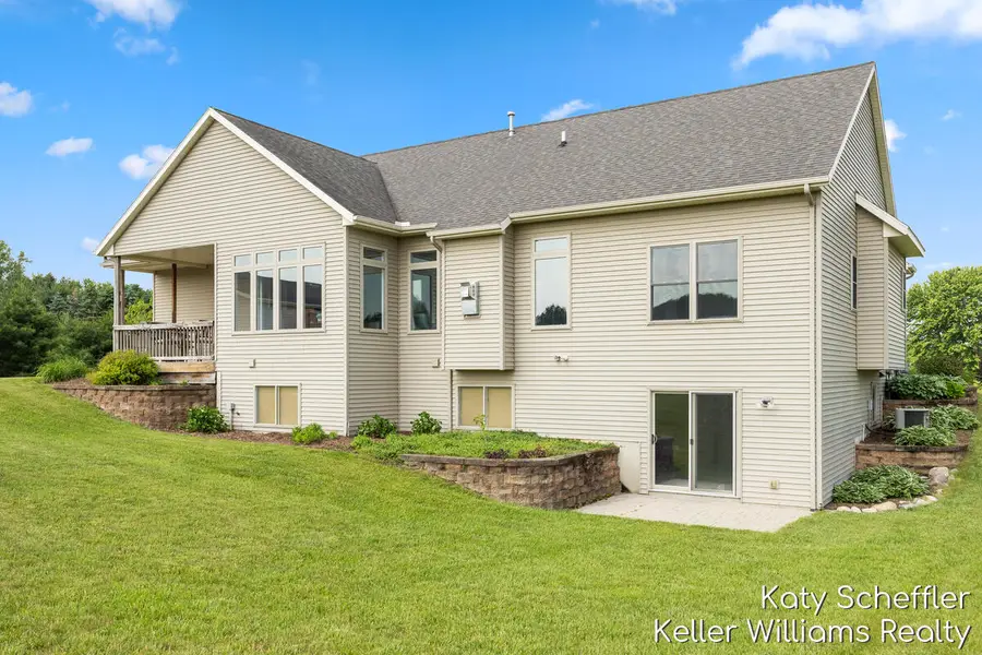 11320 Long Lake Drive Nw, Sparta, MI 49345 - #3