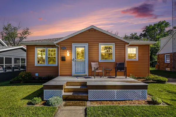1203 Orchard Avenue, St. Joseph, MI 49085