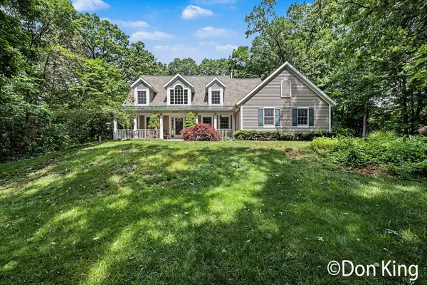 5395 Double Eagle Drive Ne, Comstock Park, MI 49321