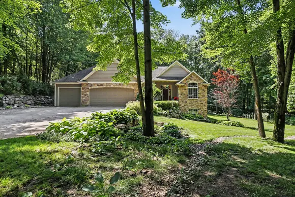 9428 Marshwood Drive, Richland, MI 49083
