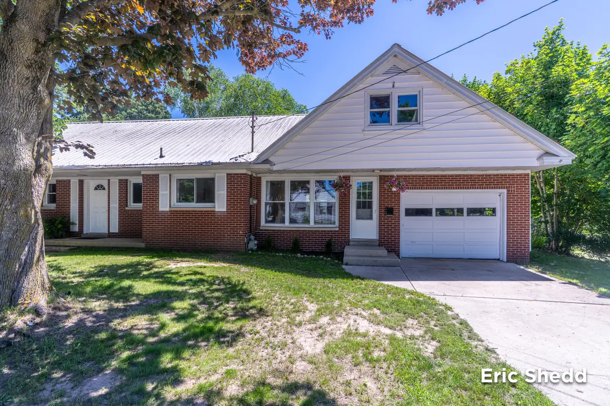 222 East Avenue, Fremont, MI 49412 - #1