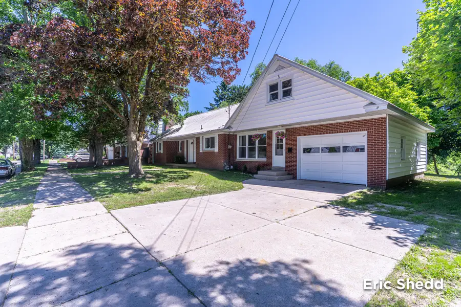 222 East Avenue, Fremont, MI 49412 - #3