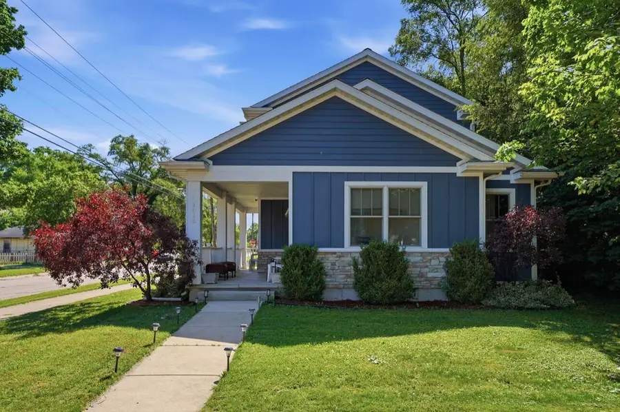 1015 Monroe Street, Benton Harbor, MI 49022 - #3
